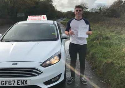 Tom passed his driving test