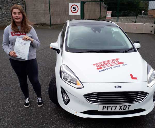 Georgia passed with intensive driving course in Llandudno