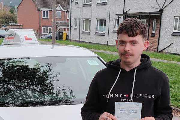 Driving test passed in Llandudno Junction